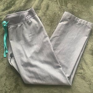 Figs Gray Straight Leg Scrub Pants (SMALL|PETITE)
